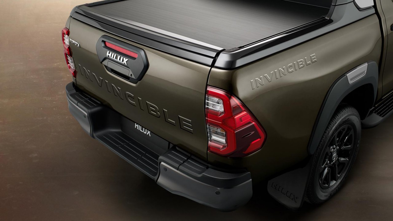 NOVA TOYOTA HILUX - JOŠ SPOSOBNIJI I S VIŠE STILA