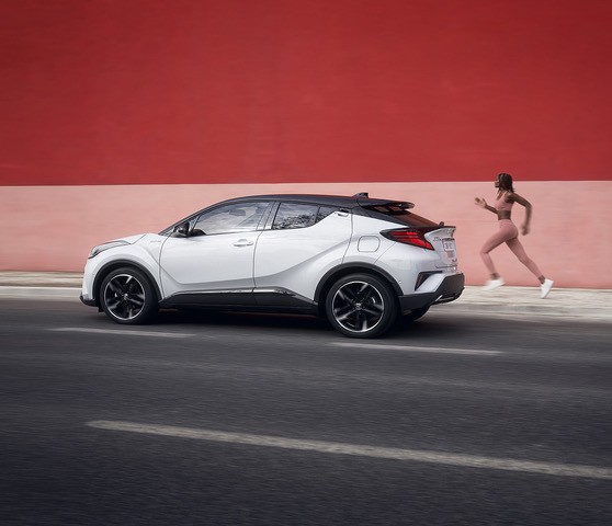Nova Corolla Cross